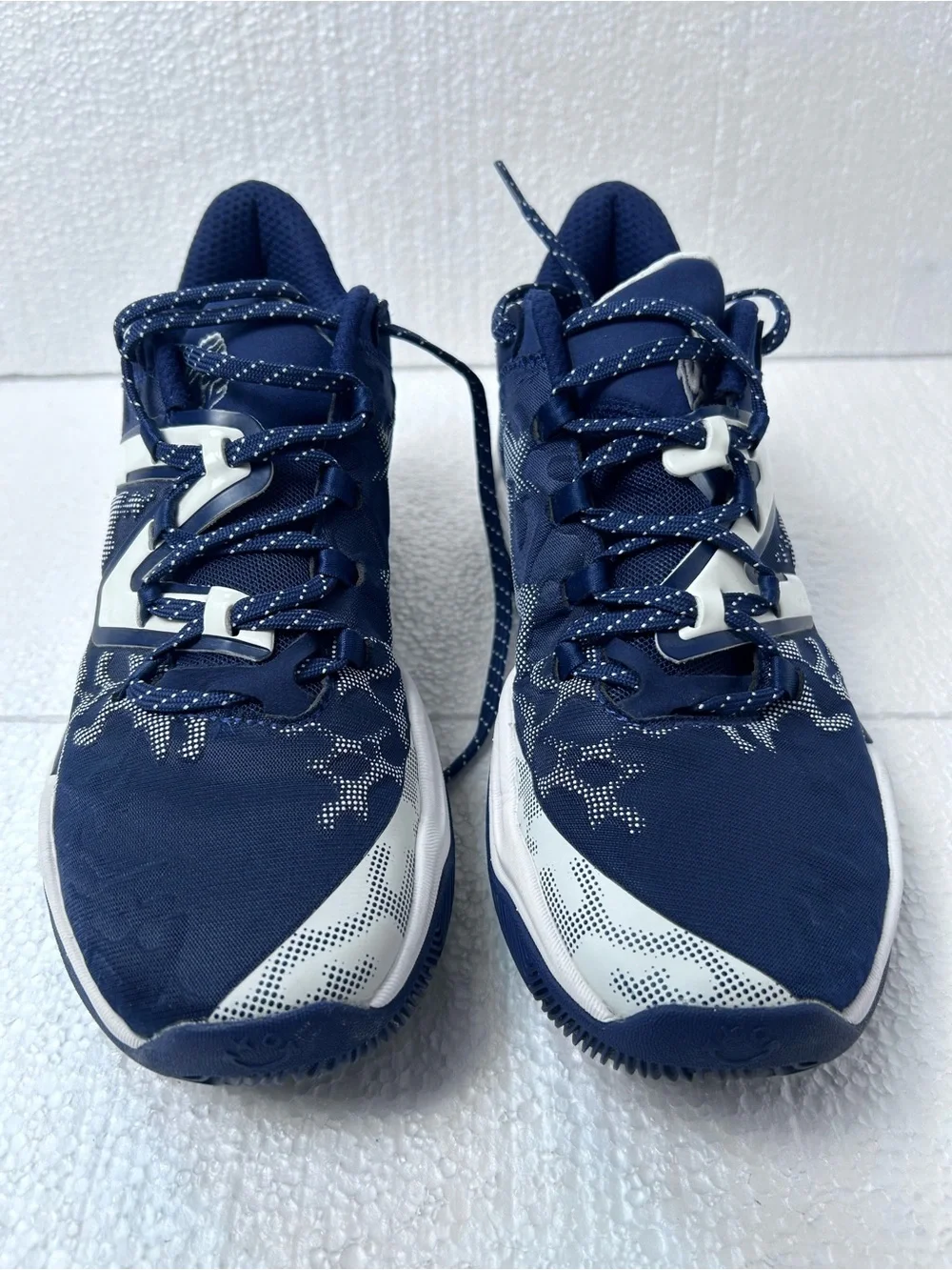 New Balance Navy and White Men's Athletic Basketball Shoes